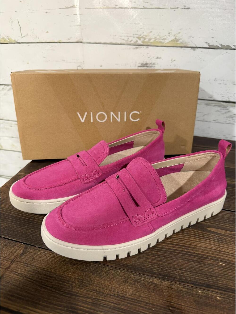 Vionic Uptown Suede Packable Travel Penny Loafer Rose Violet Size 9.5 IOB